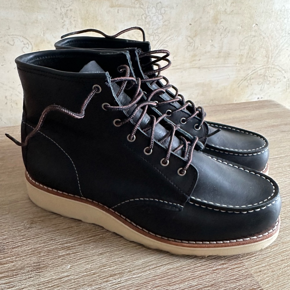 The 6-inch Classic Moc, an icon of Red Wing Heritage.